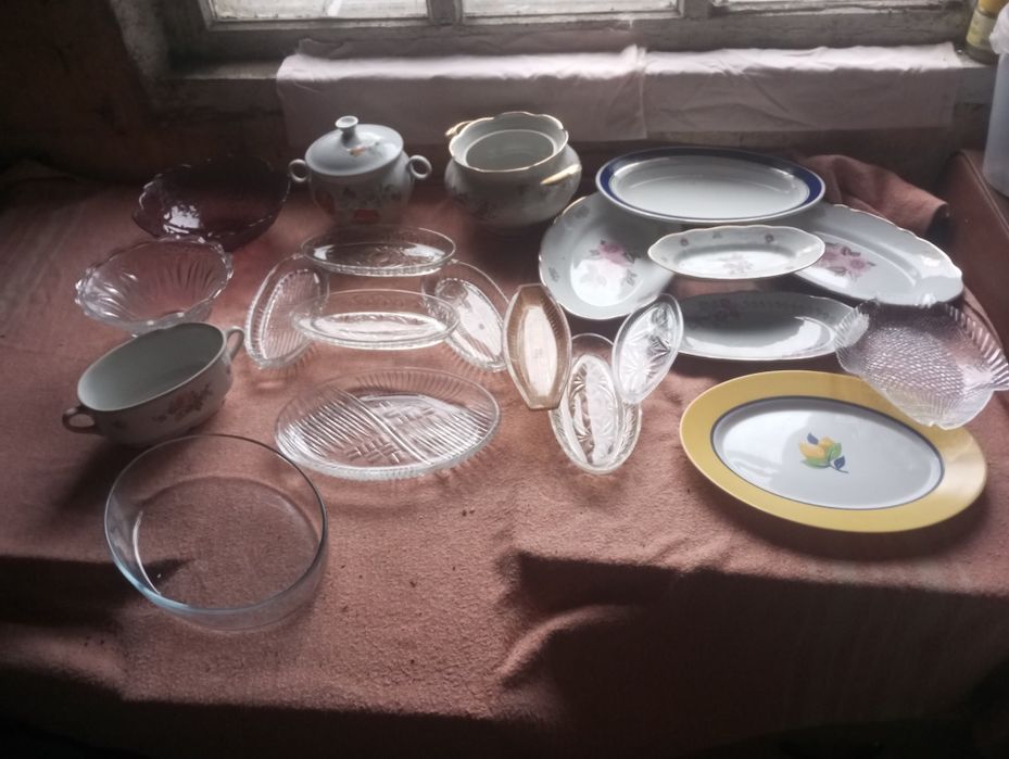 Продам посуд в гарному стані