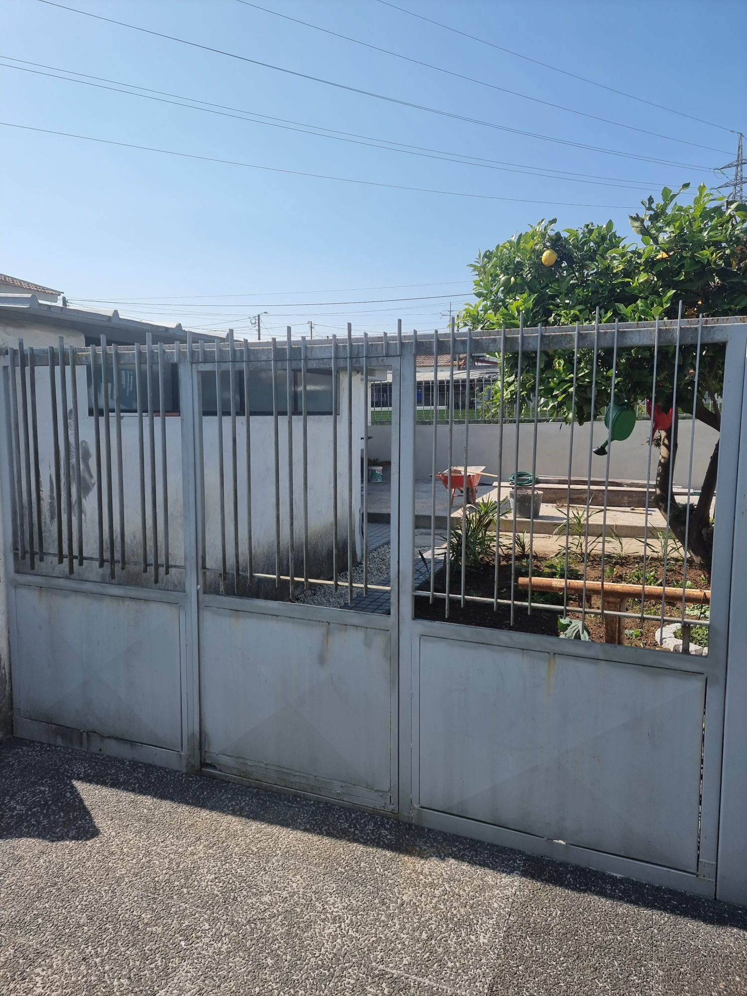 Portão de ferro c/porta