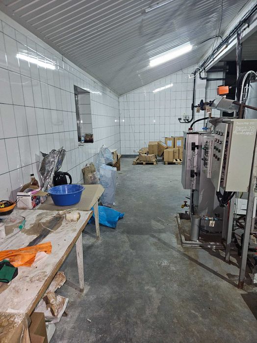 Продам Комерційну нерухомість з цехом