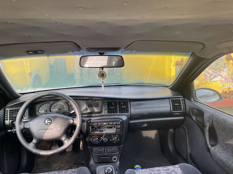 Продам опель вектра б 1.6газ бензин поляк