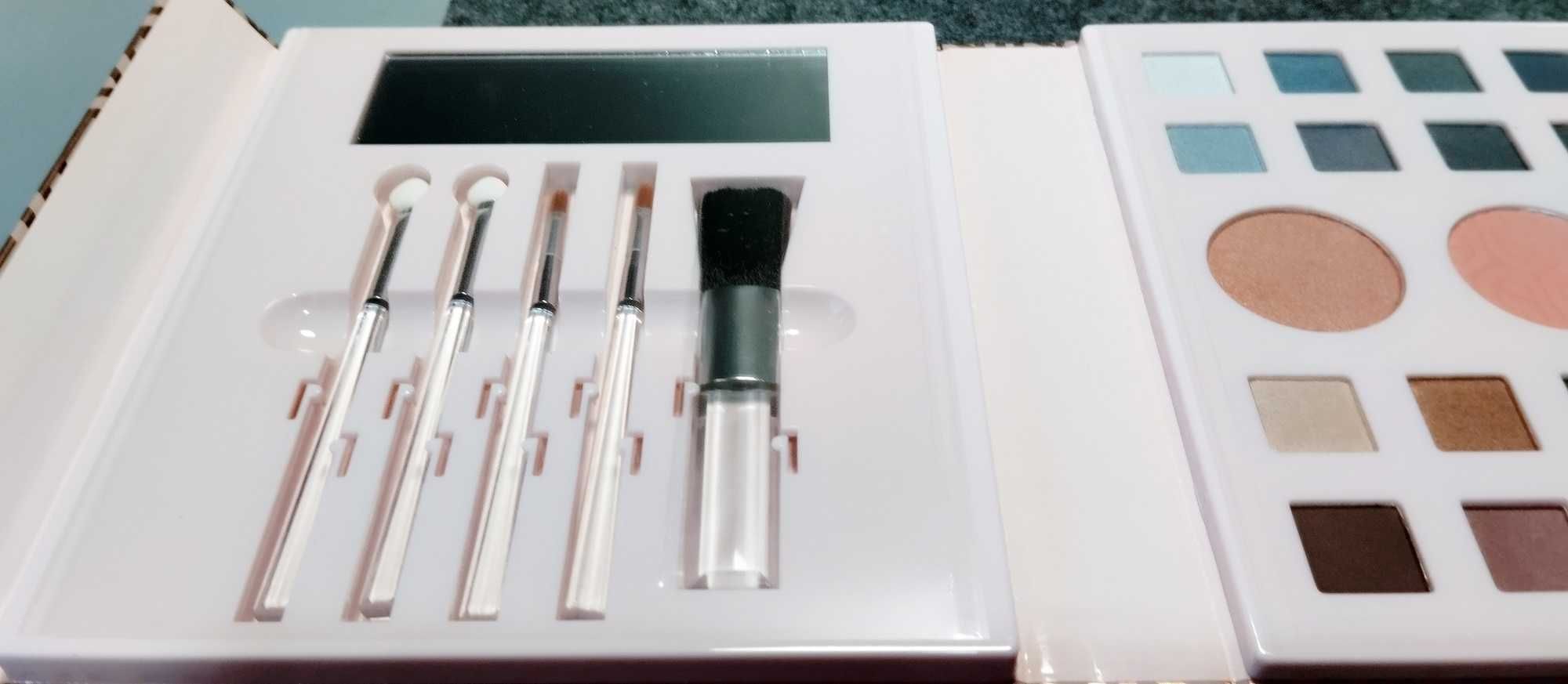 Claire's ICING make up zestaw do makijażu 48 elementów sklep 130 zł!