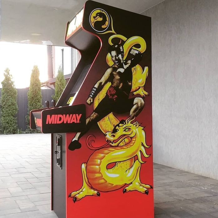 Аркадный автомат Pac-Man, Mortal Kombat