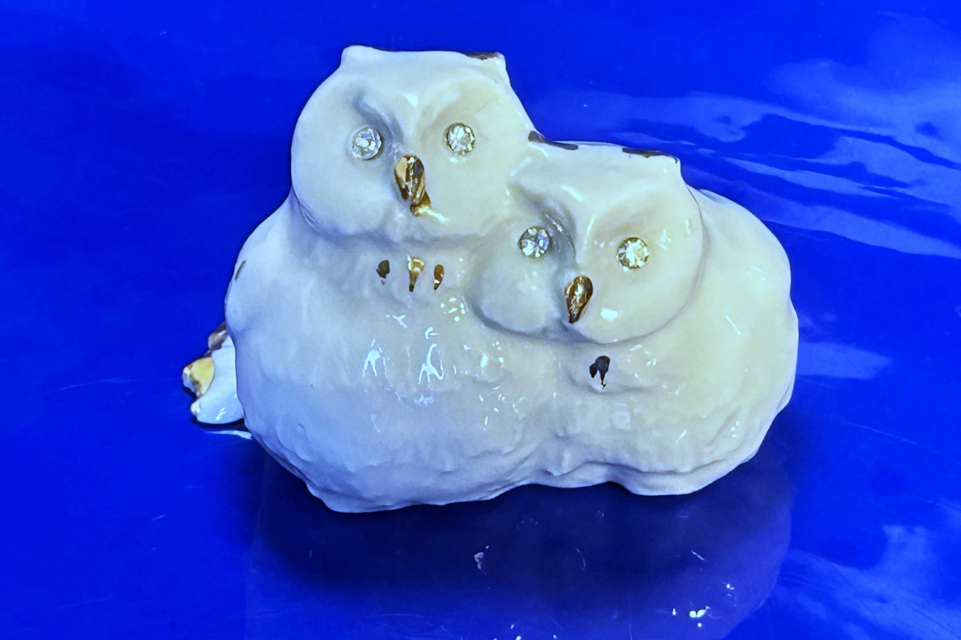 Figurka Sowy. Capodimonte. Sowy z oczami z kryształów Swarovski