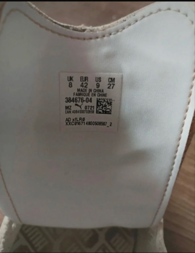 Białe buty sportowe sneakersy męskie Puma Court 42