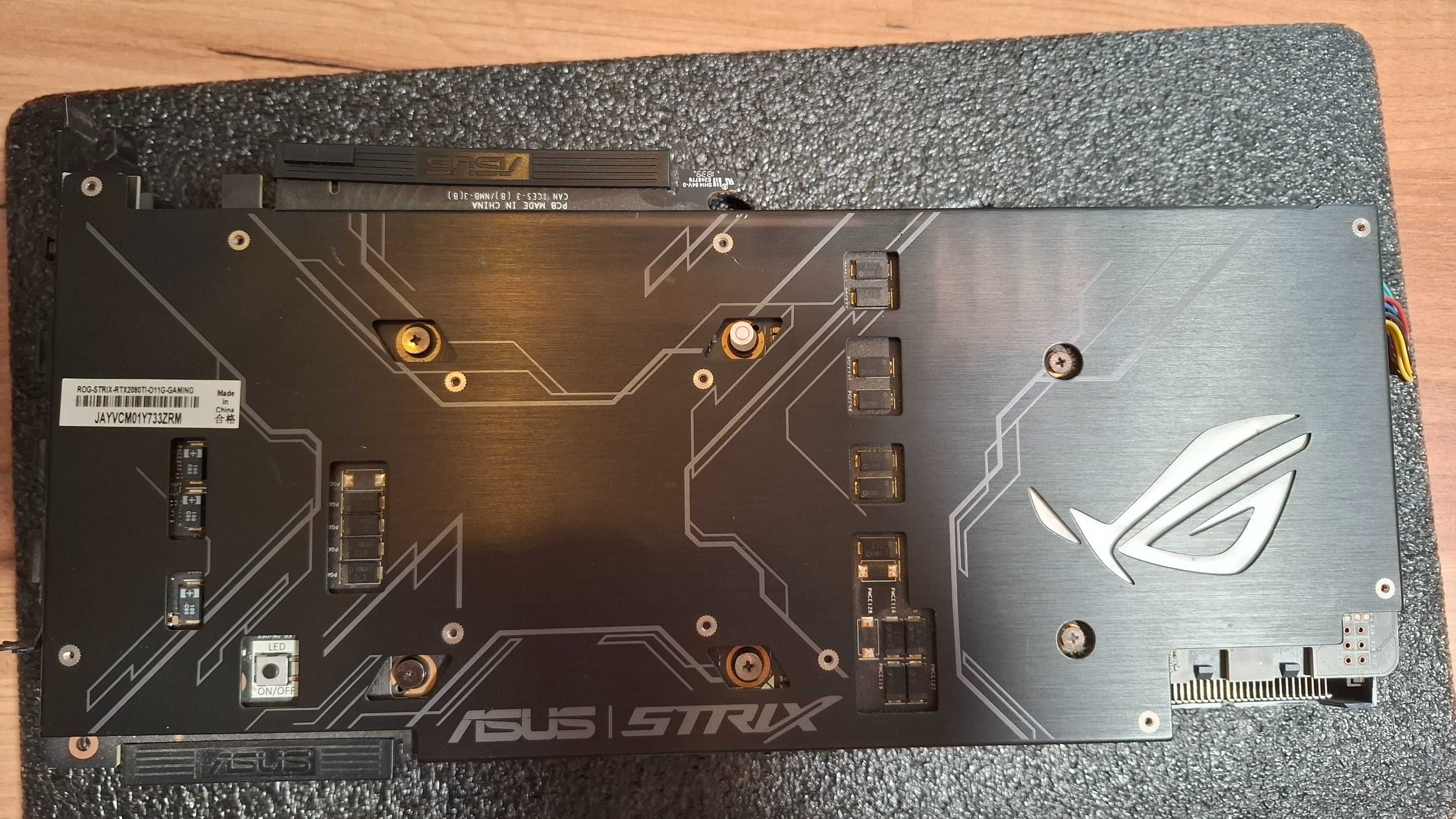 Видеокарта ROG Strix Asus RTX 2080 Ti 11GB в отличном состоянии