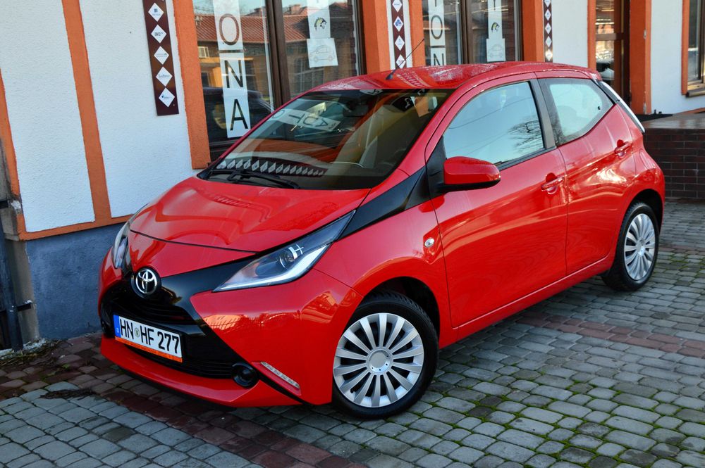 Piękna Toyota Z Niemiec Klima Kamera Cofania Benzyna