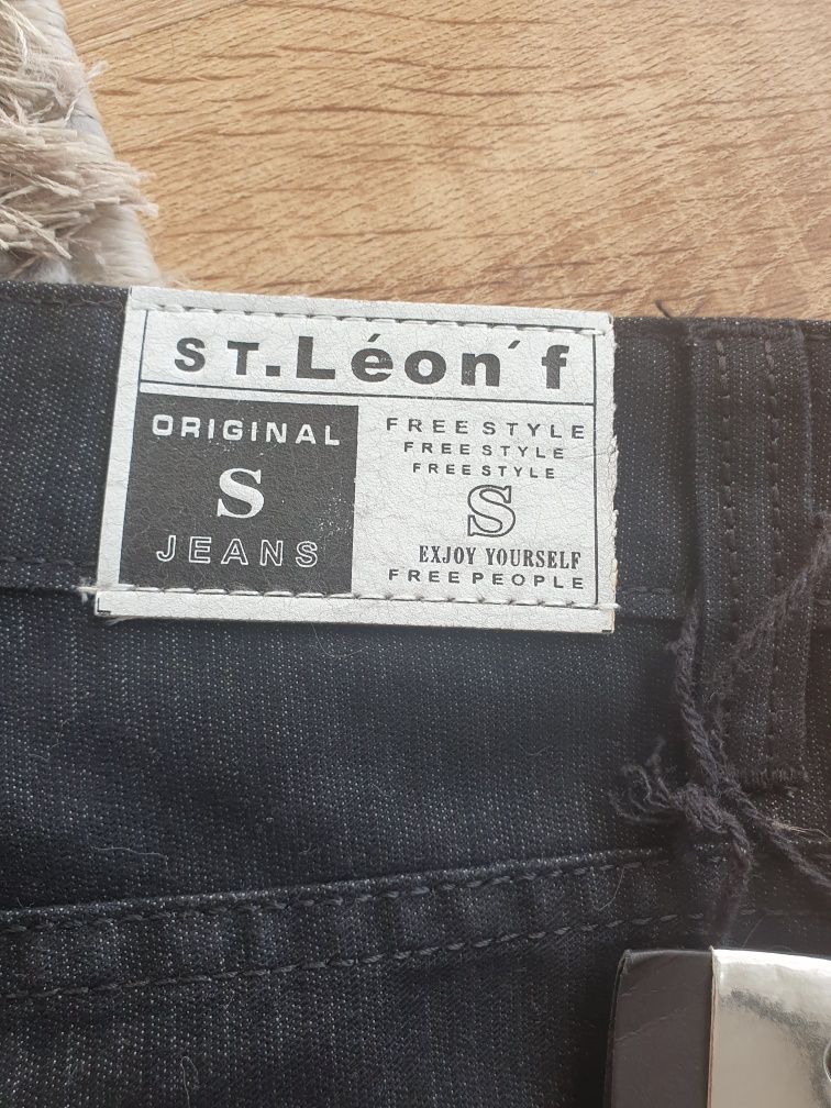 Męskie czarne spodnie w prążek.St.Leon'f,.XL