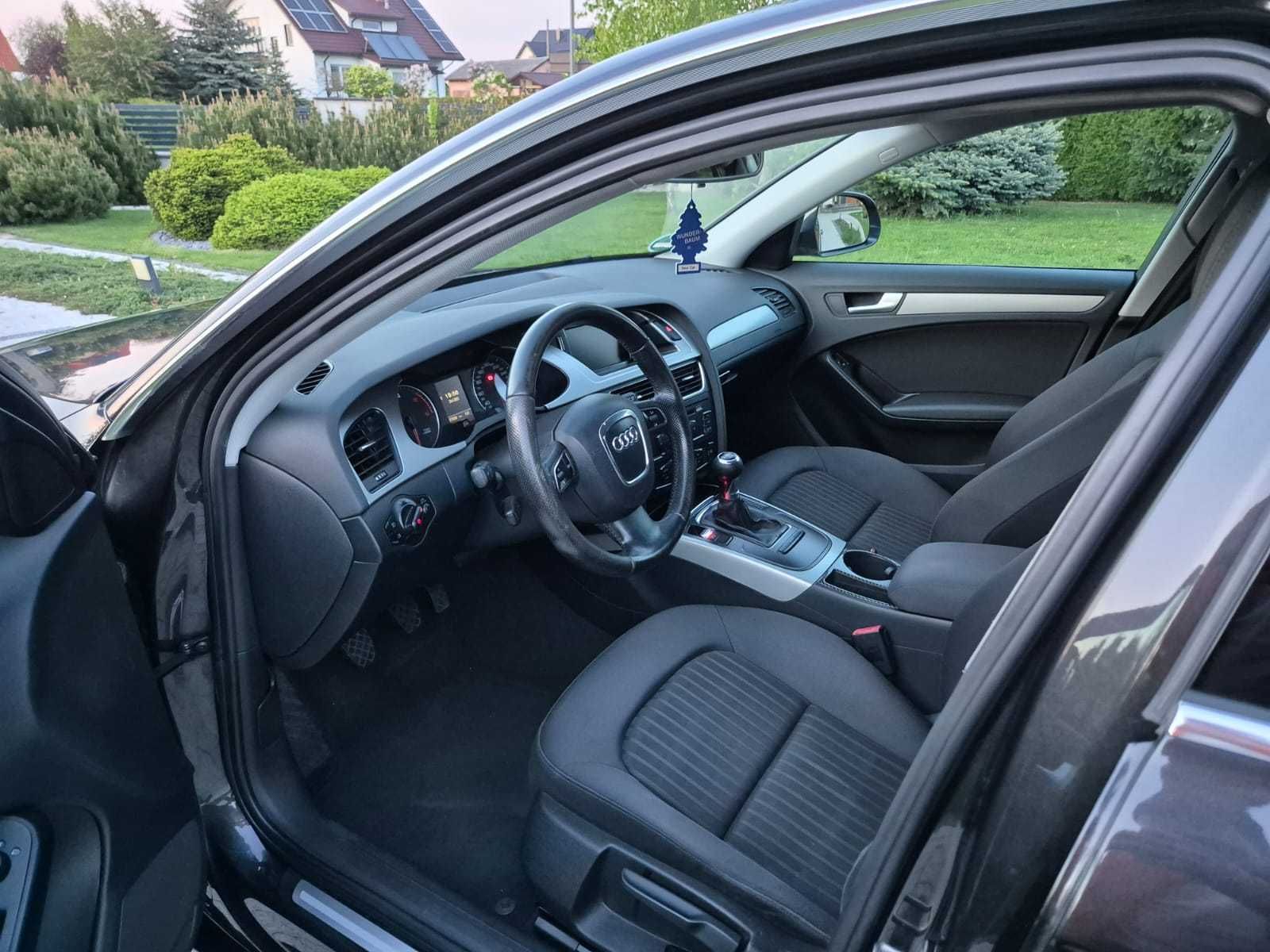 Audi A4 B8 2.0 TDi 170KM // LED // Alu 18 //