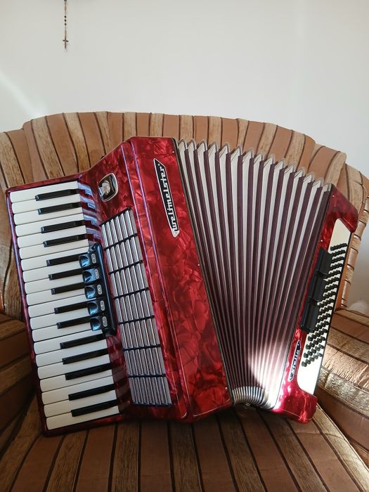 Німецький Акордеон/Аккордеон/ Weltmeister Stella 3/4 80 басів