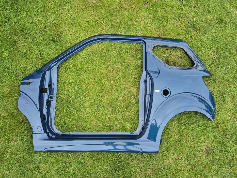 błotnik bok lewy ligier js50, js56, js66