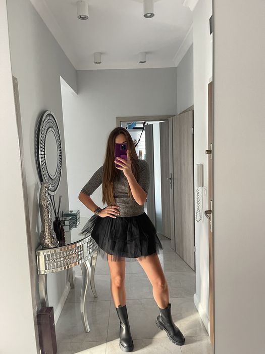 Sukienka tiulowa , gora sweterek IMPERIAL, rozmiar M