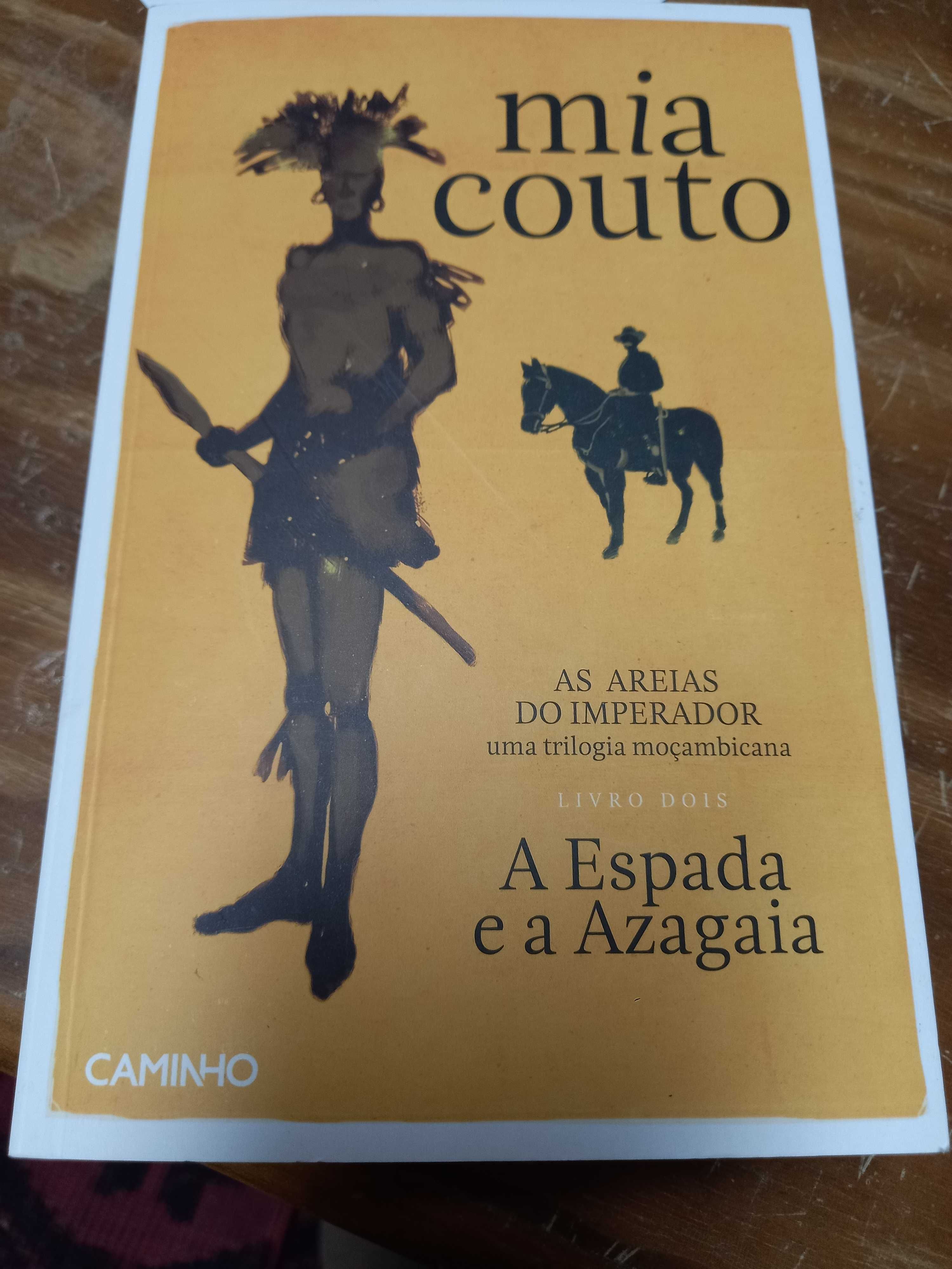 Livro: A Espada e a Azagaia - Mia Couto