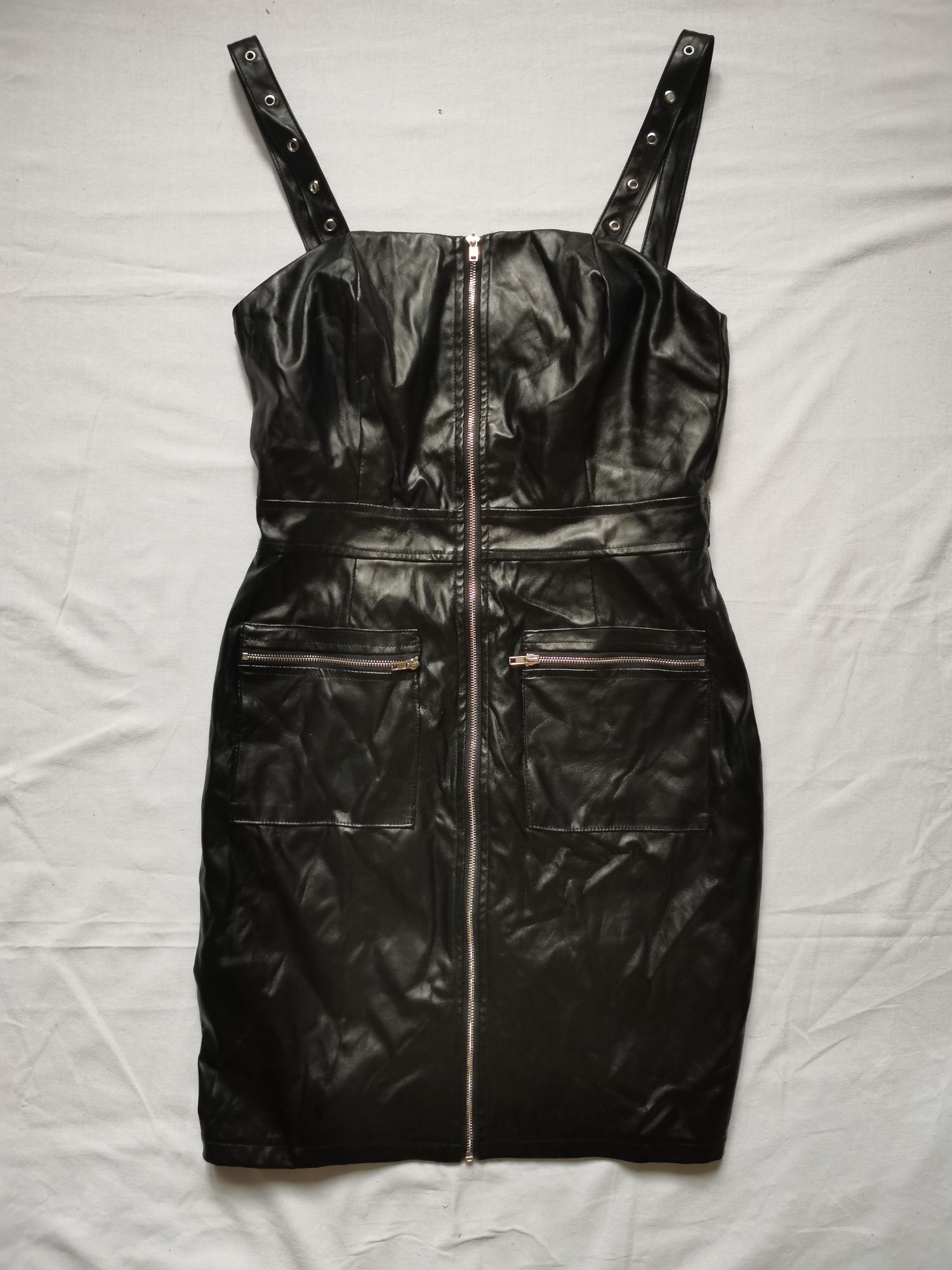 sukienka "skórzana" r. 38