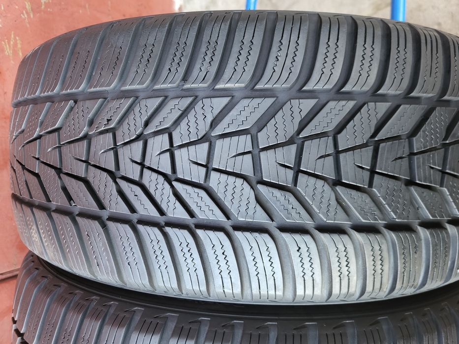 225/40/18 R18 Hankook Winter I'cept evo3 4шт ціна за 1шт шини
