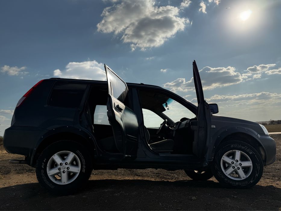 Nissan X-trail t30 2.0 бензин механіка 4wd ліфт