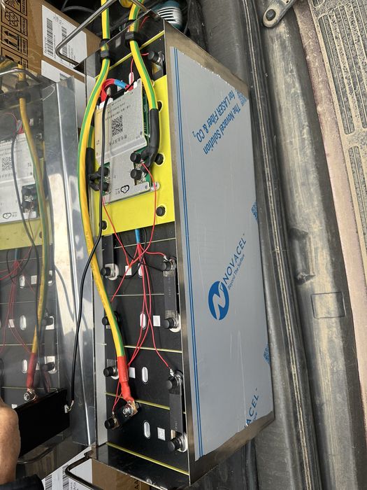 Резервне живлення інвектор і акамулятор!