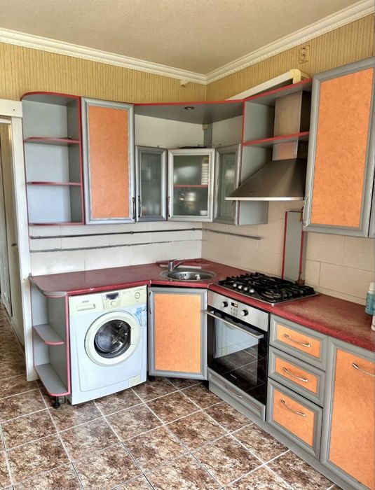 3-кімнатна простора квартира з АО Піщаний масив