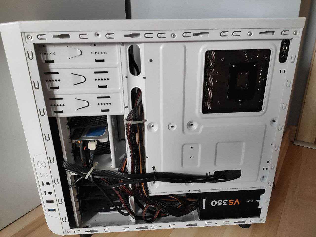 Komputer stacjonarny [Pentium G3250, 4GB RAM, SSD 120GB, Bitfenix]