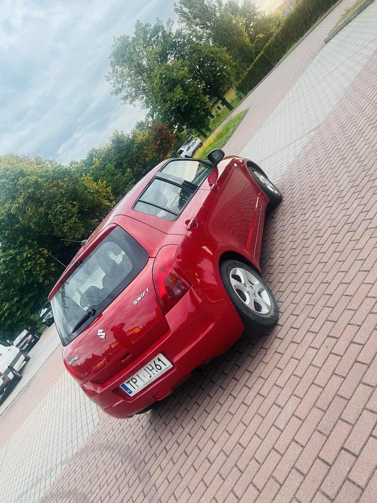 Sprzedam Suzuki Swift 1.3 b