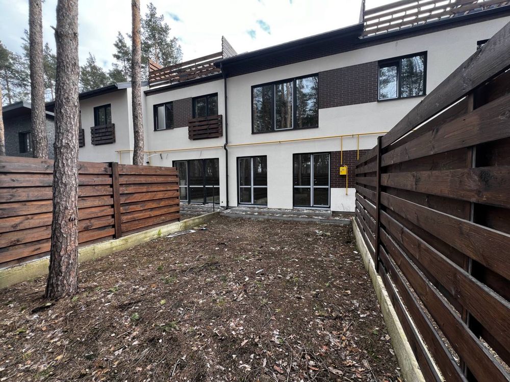 Продам таунхаус, максимальне наповнення, поряд парк 70000 $