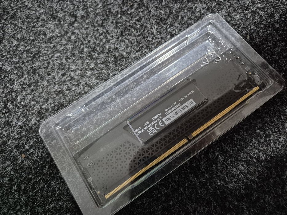 Memória RAM  16GB