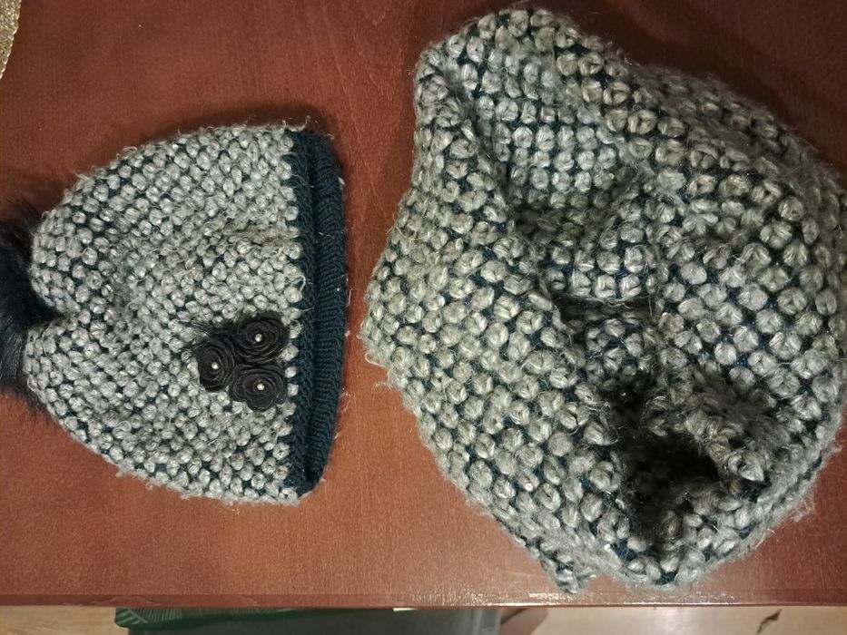 komplet dziewczęcy czapka i komin