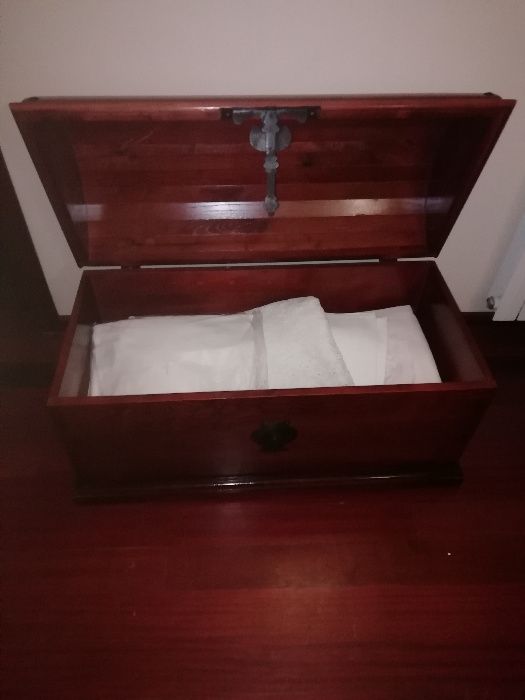 Báu em cerejeira maciça