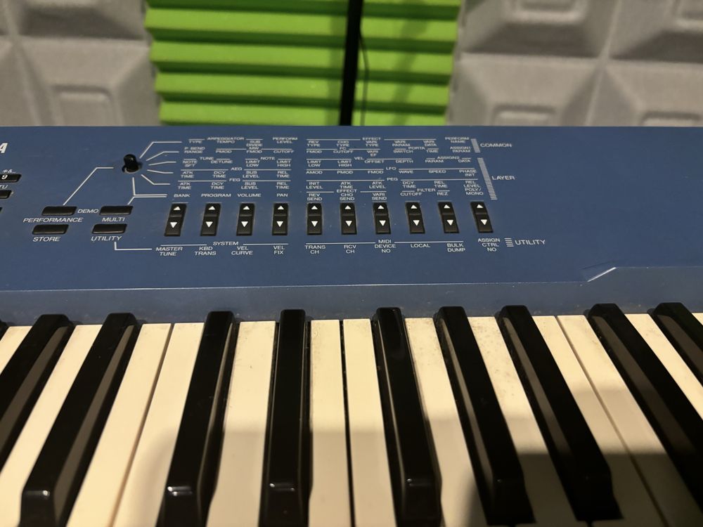 Yamaha CS1x Control Synthesis