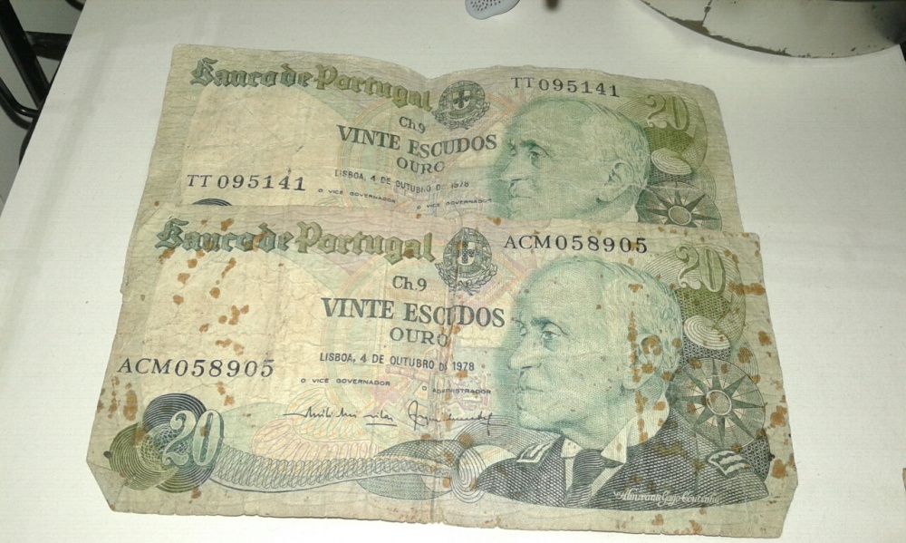 Moedas de 2€ e notas (ler anuncio)