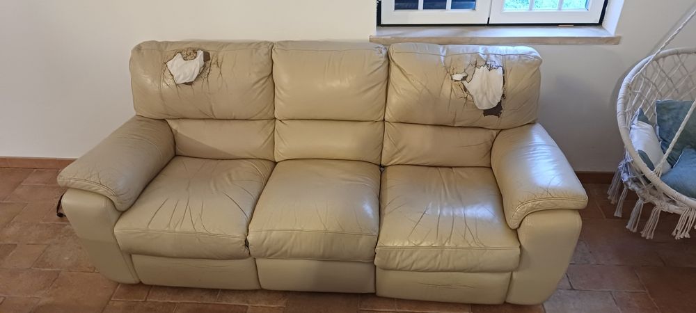 Sofá 3 lugares Chateau d'Ax elétrico