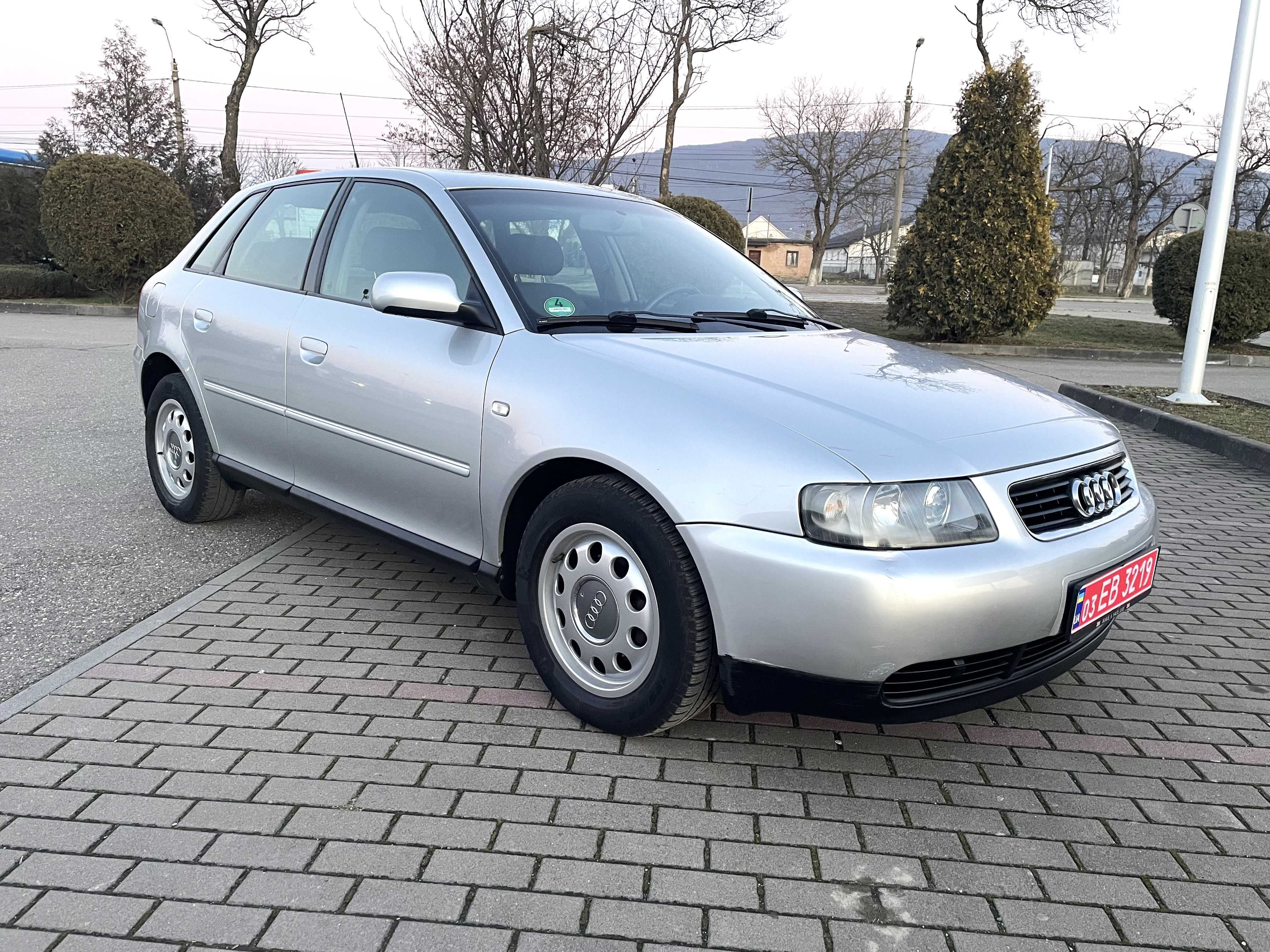 Audi A3 2003 року випуску.