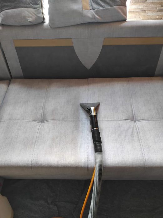 Serviço Limpeza de Estofos, Carpetes e Interiores de Carros