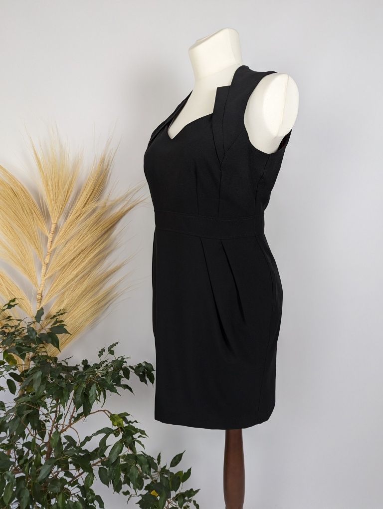 Czarna klasyczna sukienka ciekawy dekolt Dorothy Perkins 44 XXL
