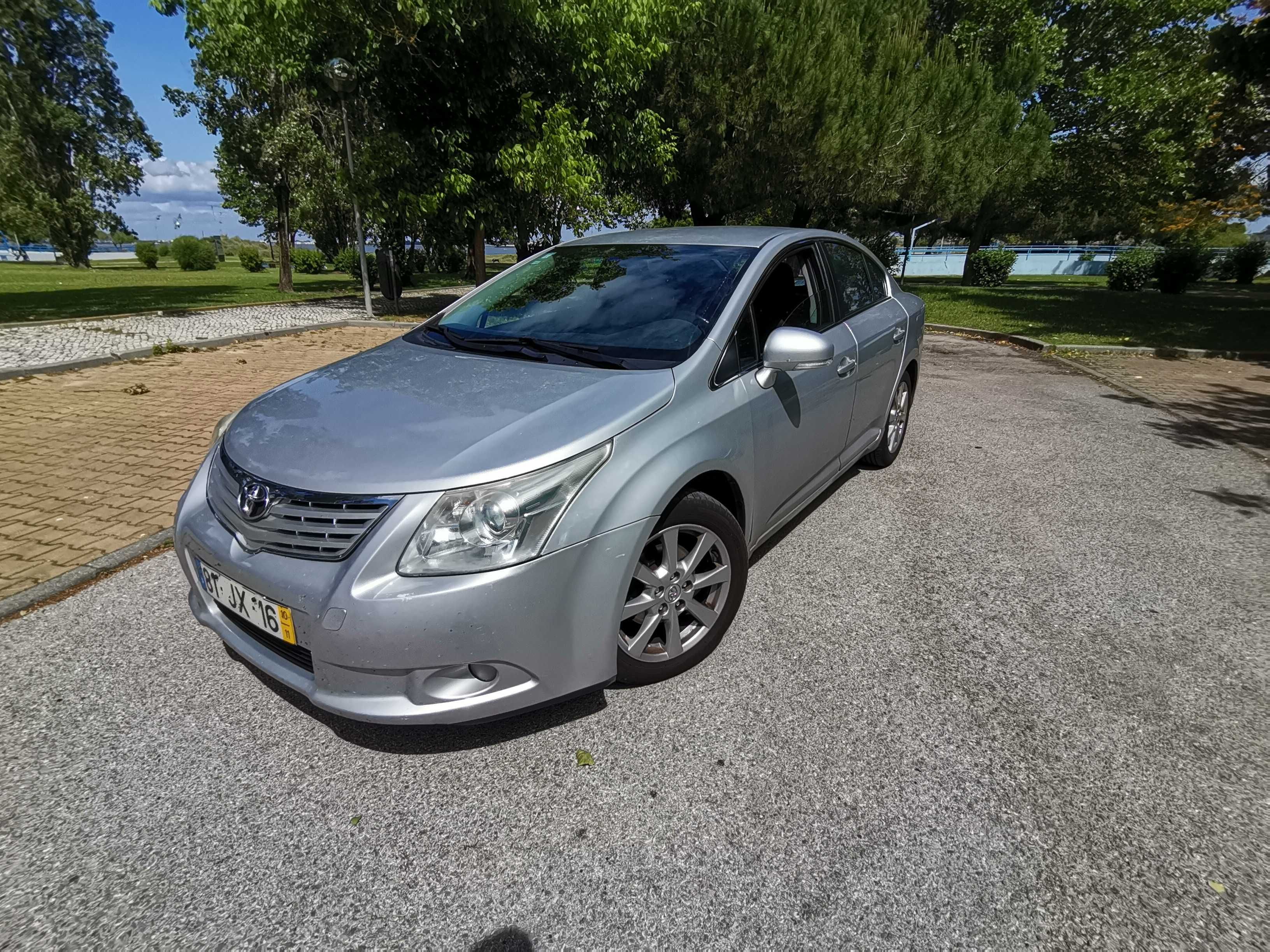 Toyota Avensis 2010