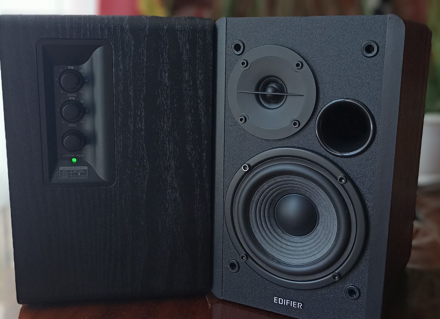 Акустичні колонки EDIFIER r1280DB - r1700BT - D12.
