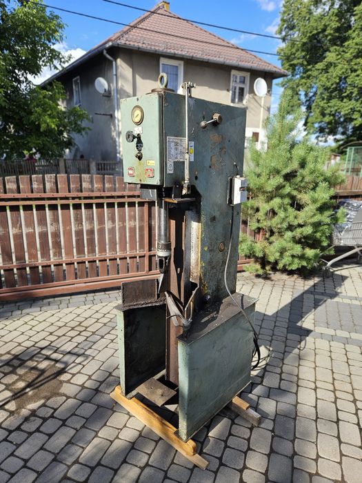 Prasa hydrauliczna WMW pyte 3.15. Łuparka do drewna.PRASA HYDRAULICZNA