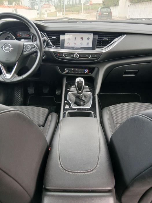 Opel insignia 1.6 136CV