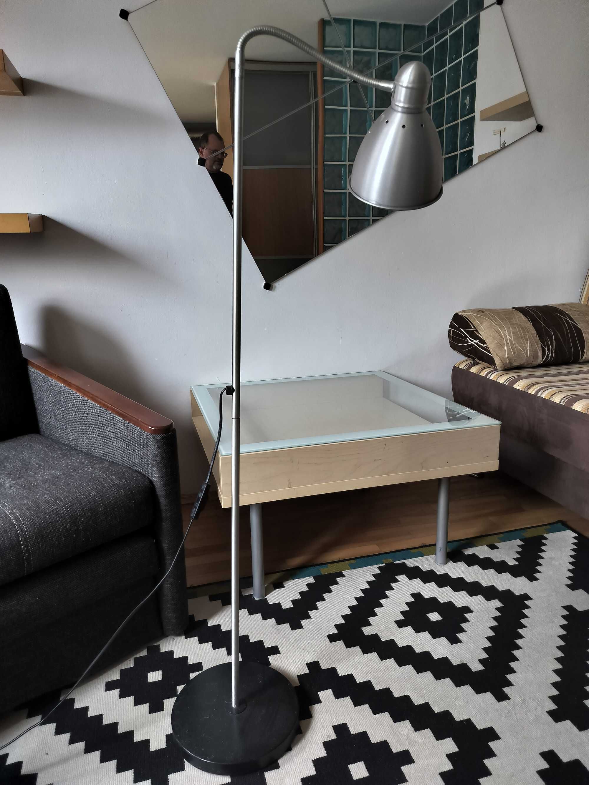 Komplet mebli IKEA - stolik kawowy, biurko z szafką - kolor brzoza