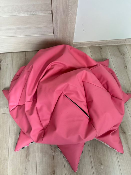 Puf Agata Meble różowy bardzo dobry stan