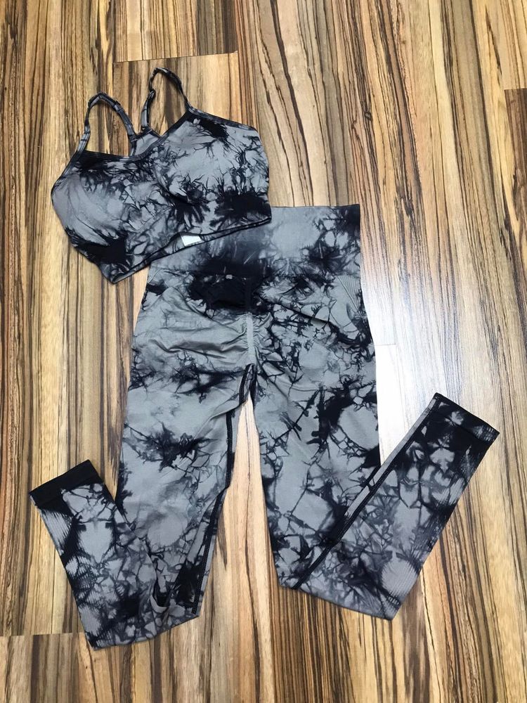 Komplet leginsy top push up