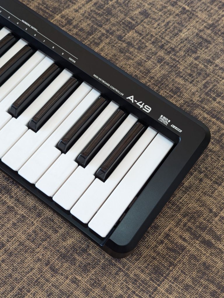 Roland A-49 MIDI Keyboard Controller