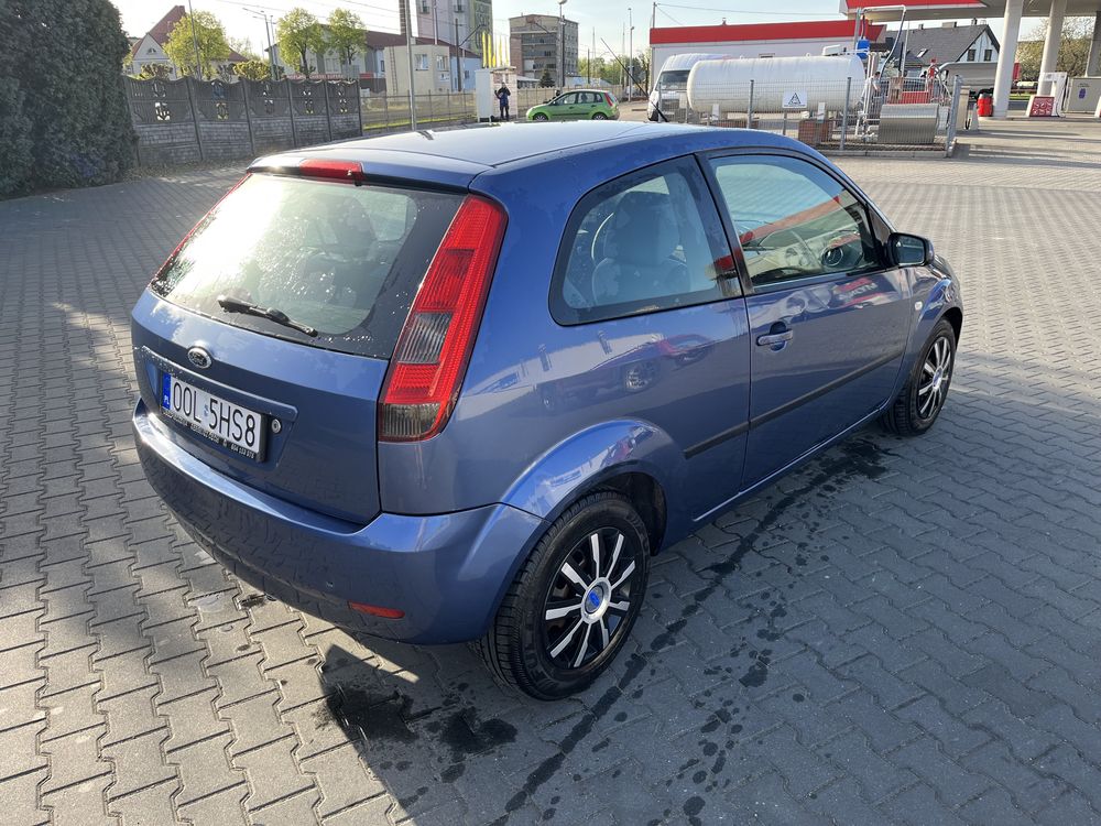 Ford fiesta 1.3 benzyna klima 2 kluczyki zadbane