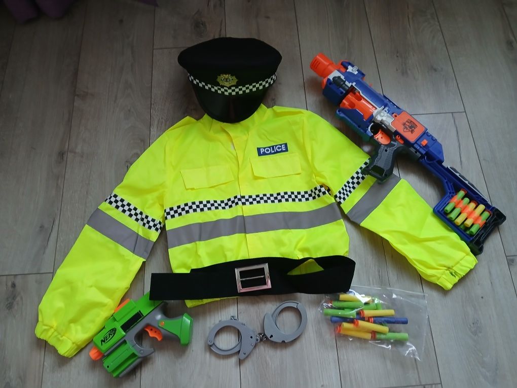 Костюм поліцейського з наручниками та Nerf