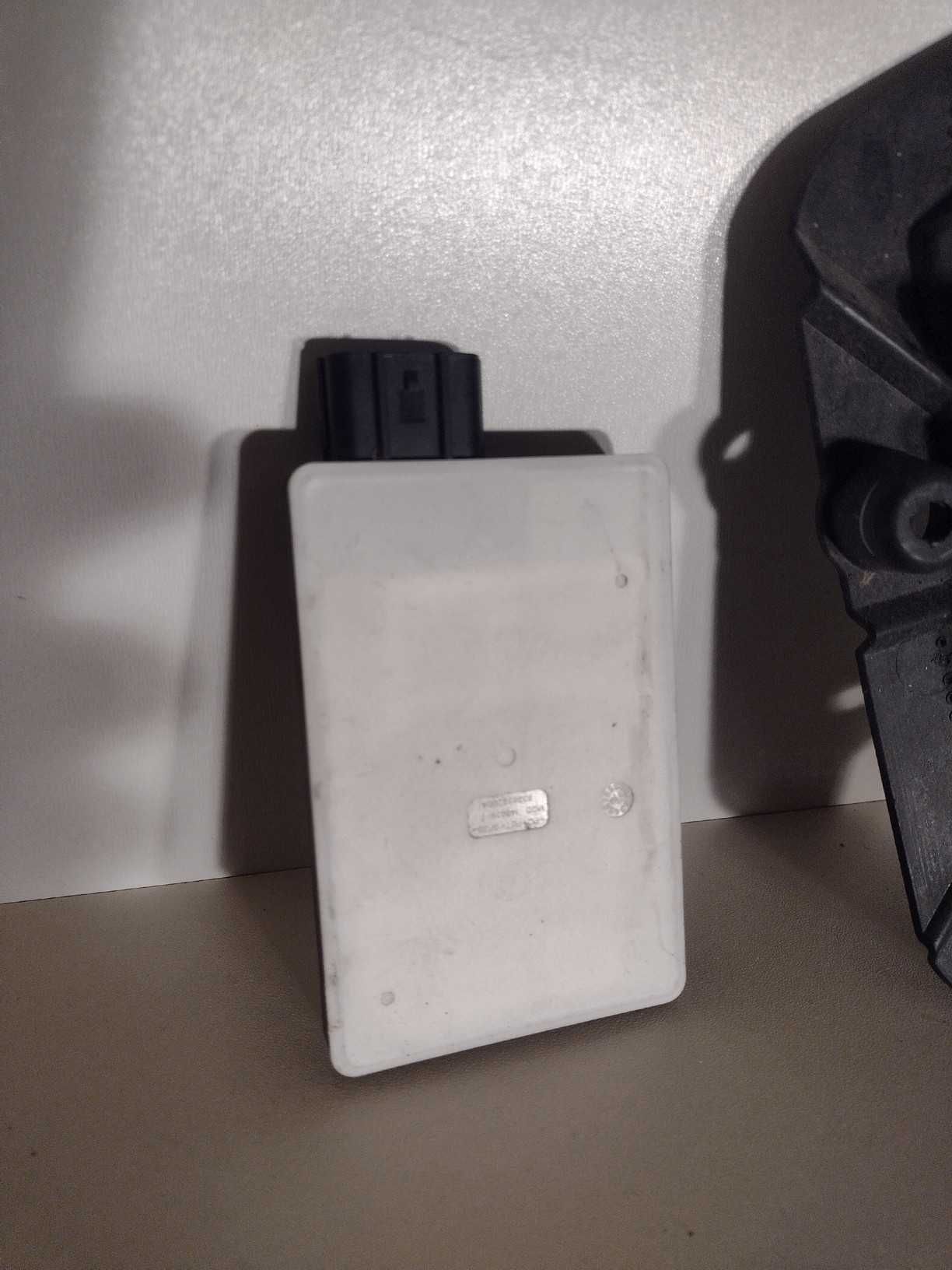 Chrysler Pacifica II 17- radar martwe pole sensor czujnik