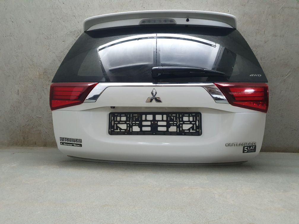 Кришка багажника ляда для Mitsubishi Outlander 3 розборка 2013-2021р