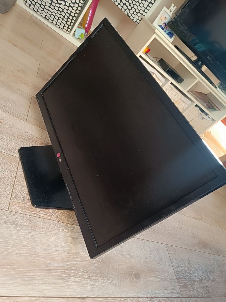 Monitor LED LG wielkość 21,5