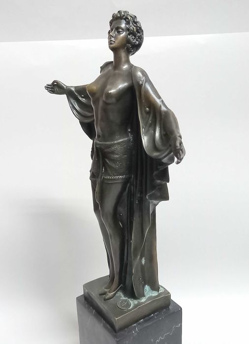 Bogini, brąz, proj. Demeter H. Chiparus, lata 20,30-te