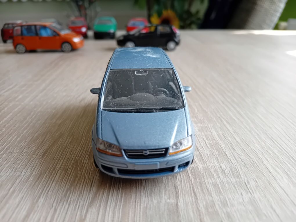 Fiat Idea 1:43 Norev