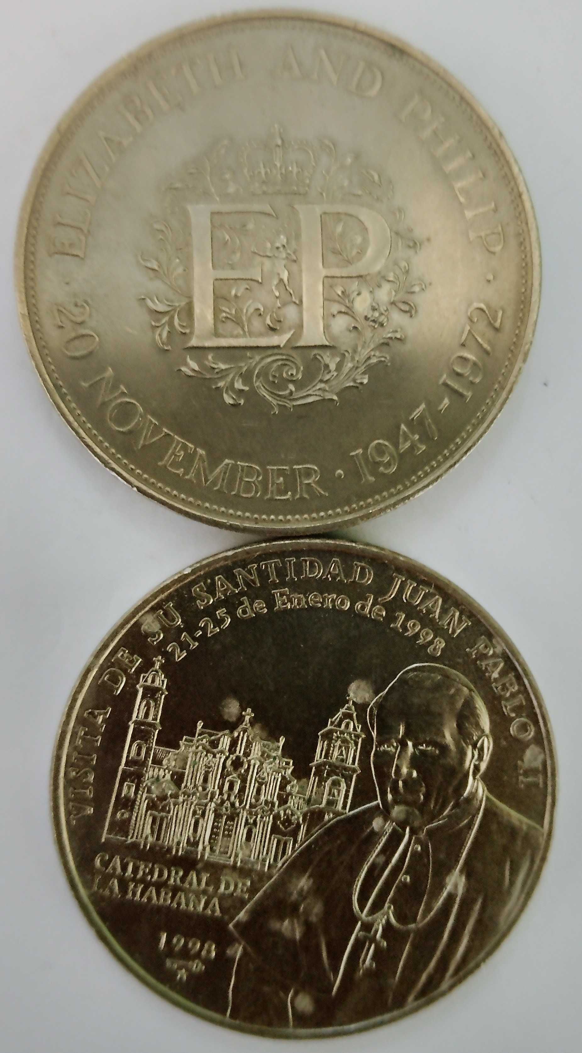 Vendo 2 Moedas Estrangeiras