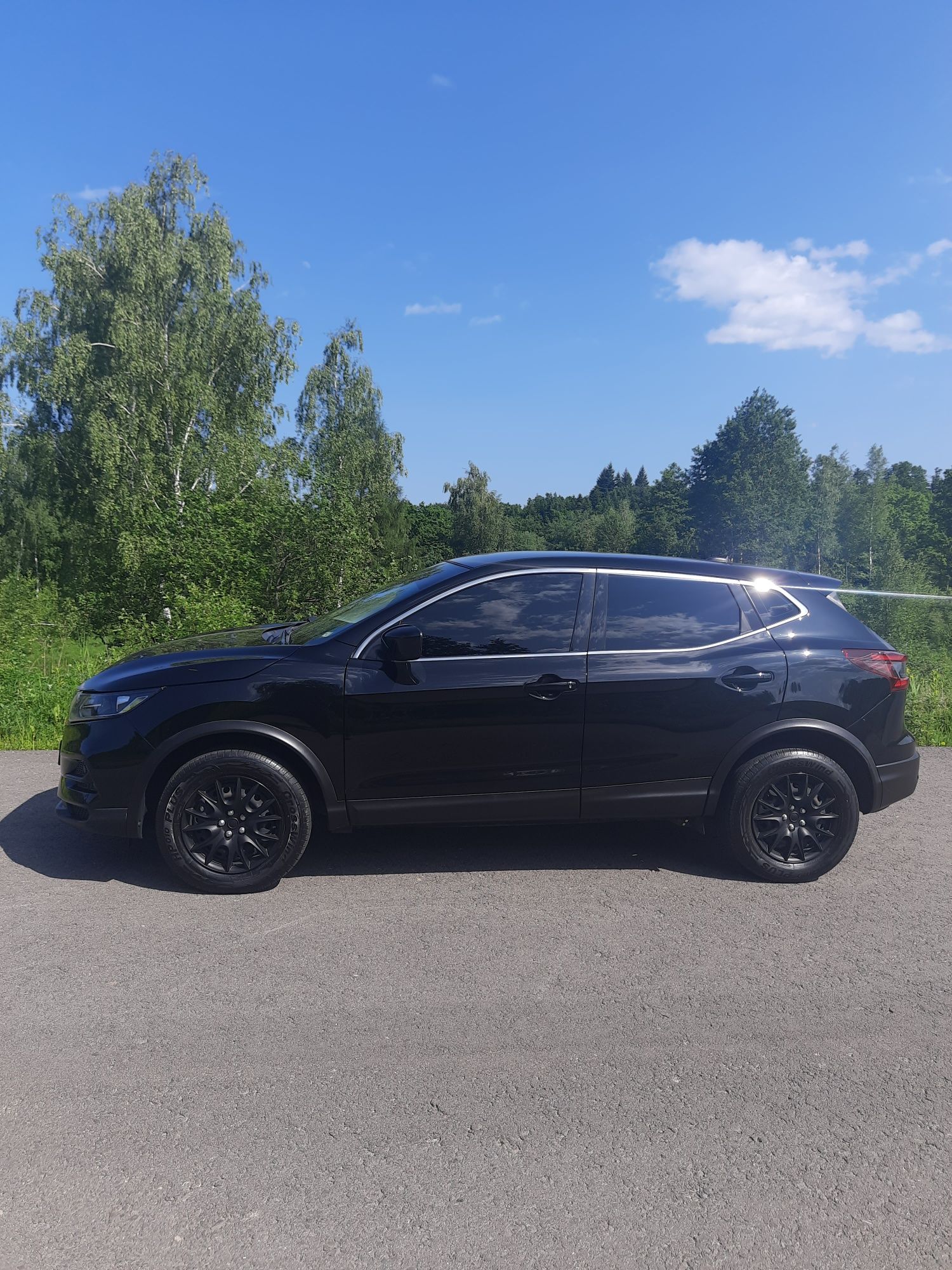 Продам Nissan ROGUE SPORT